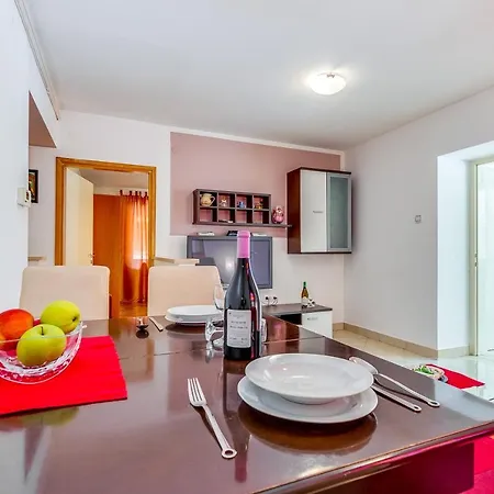 Daire Two Bedroom Potok *